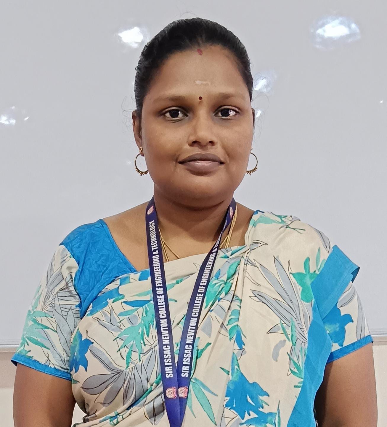 Mrs ABINAYASUNDARI R